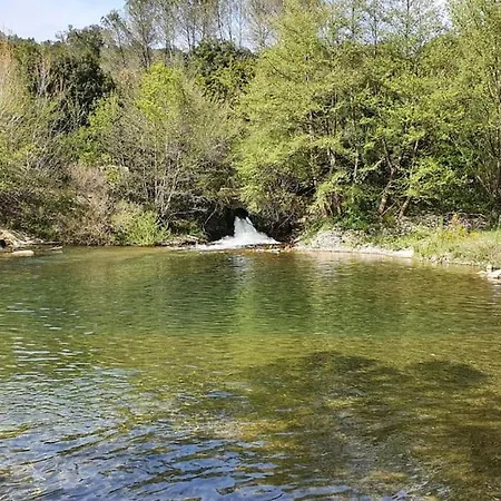 Holiday home Maison Chaleureuse Pres De Lagrasse Corbieres